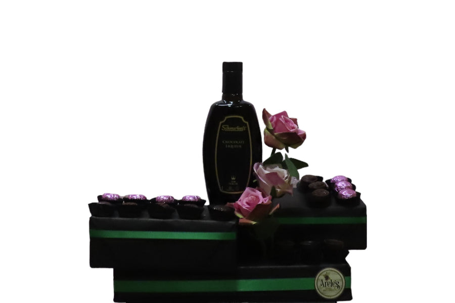 Kosher Liqueur at Areles Kosher Wines and Spirits. Kosher Gift Arrangement for all occasions. 