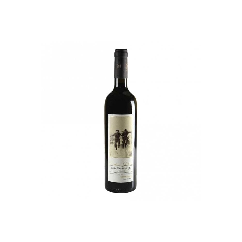 Dry red wine at Areles Kosher wine and spirits